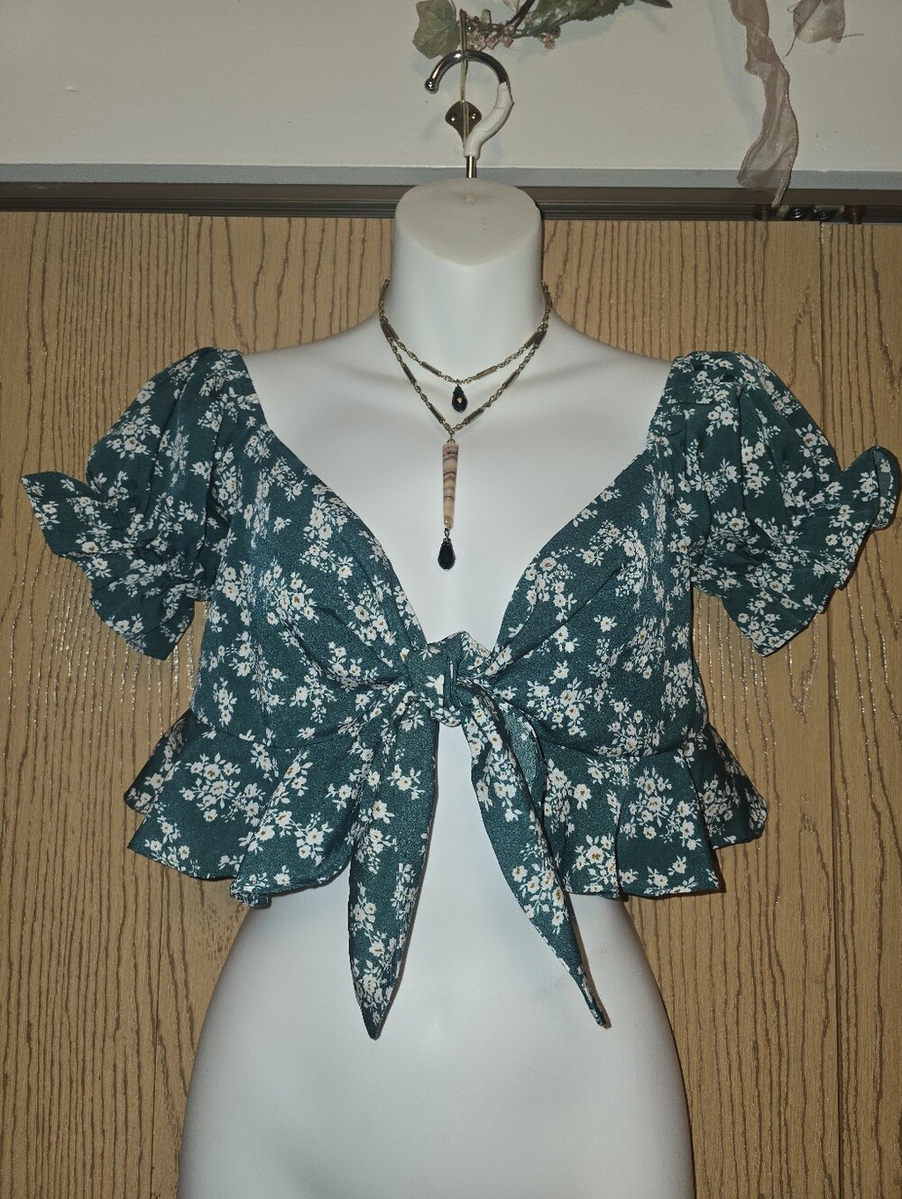 💥4/$25 Teal Floral Tie-Front Puff Sleeve Crop Top S